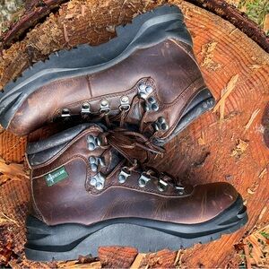 Eastland Brown Lace-Up Hiking Boots